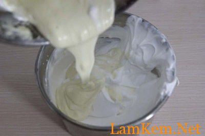 Cách làm kem dừa đơn giản bằng tay không cần máy-hình số-4